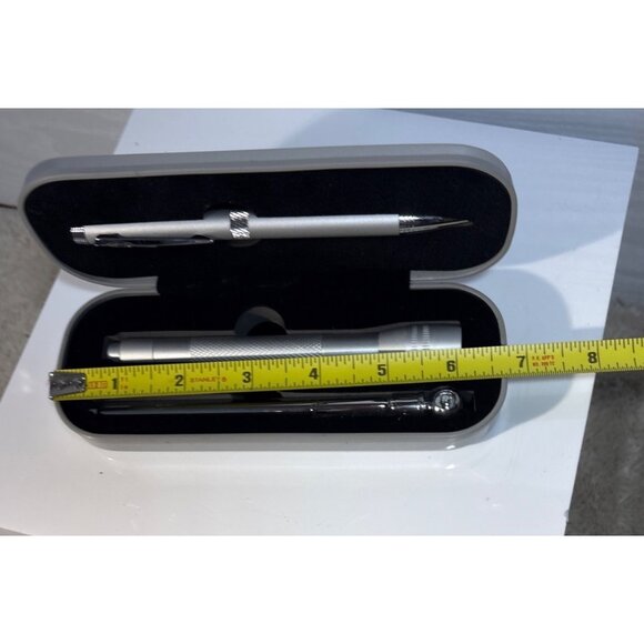 Leeds Dodge Chrysler Jeep Branded Pen Flashlight Tire Gauge Gift Set Metal Case - Picture 5 of 7